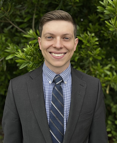 Advisor photo for Aaron Greer