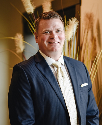 Aaron Ahlstrom, Financial Advisor serving the Hudson, WI area - Ameriprise Advisors