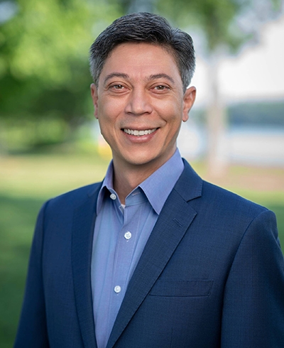 Advisor photo for Amante Decastro