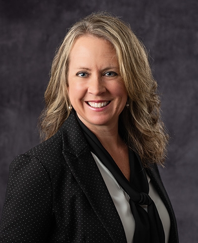 Angela (Angie) Messer, Private Wealth Advisor serving the Greensburg, IN area - Ameriprise Advisors