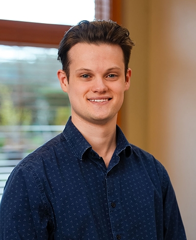 Advisor photo for Asher Nys