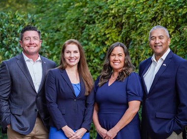 Team photo for Azul Financial Planning