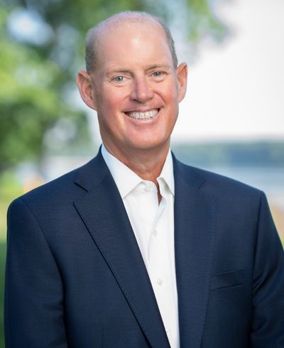 Advisor photo for Bennett Whitlock