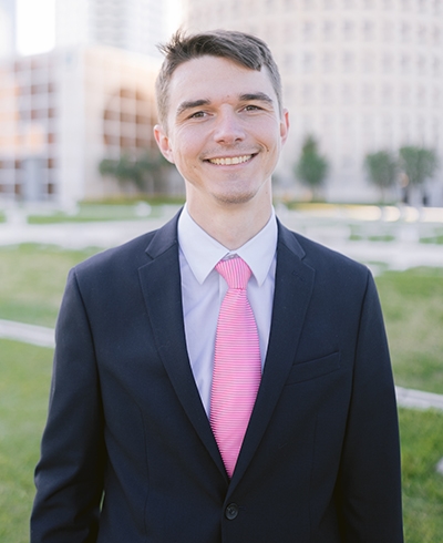 Advisor photo for Brandon Fox