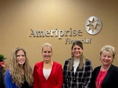 Team photo for Grinney &amp; Davis Wealth Management
