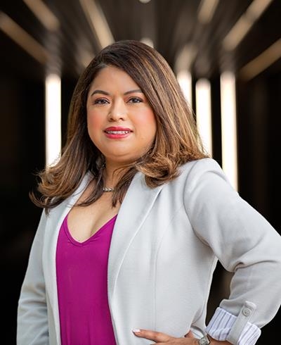 Cecilia Garcia, Private Wealth Advisor serving the Houston, TX area - Ameriprise Advisors