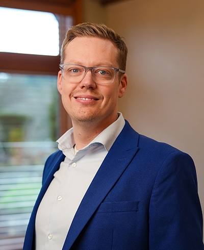 Chris Van Dinter, Financial Advisor serving the Battle Ground, WA area - Ameriprise Advisors