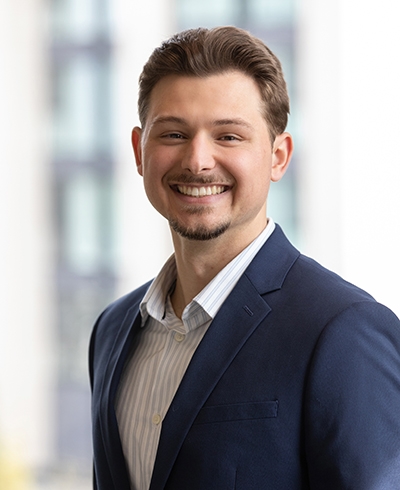 Advisor photo for Connor Ratzlaff