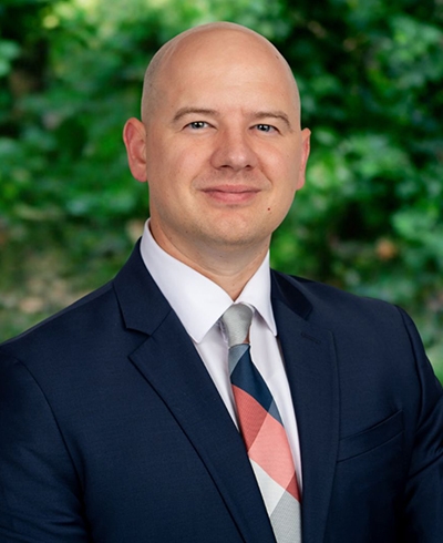Advisor photo for Courtney Yartz