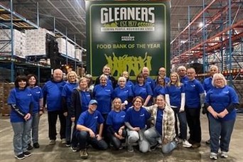 Volunteering at Gleaners Community Food Bank in Taylor