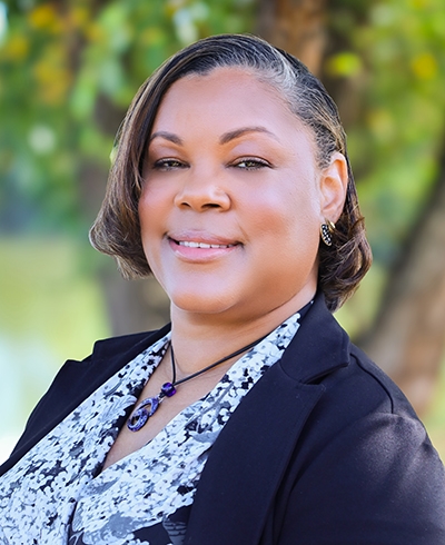 Advisor photo for Dawn Edgerton-Cameron