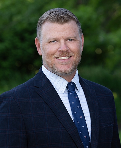 Devon Chandler, Private Wealth Advisor serving the Virginia Beach, VA area - Ameriprise Advisors