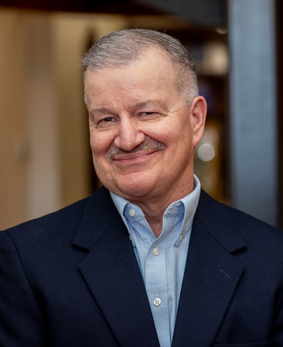 Advisor photo for Dewayne Mendonca