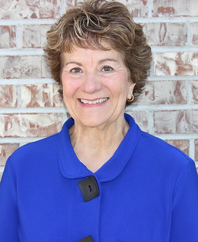 Advisor photo for Dixie Roberts