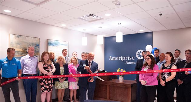 Ponte Vedra Office Ribbon Cutting