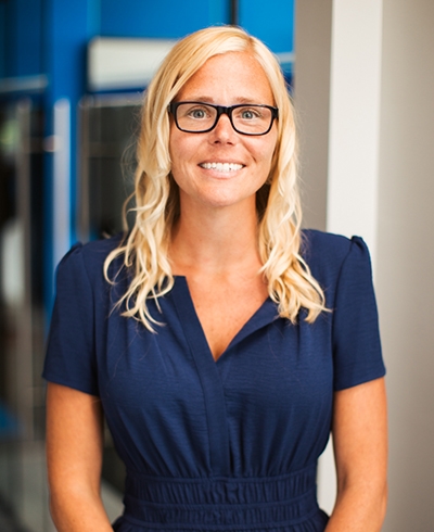 Elise Petty, Financial Advisor serving the Oconomowoc, WI area - Ameriprise Advisors