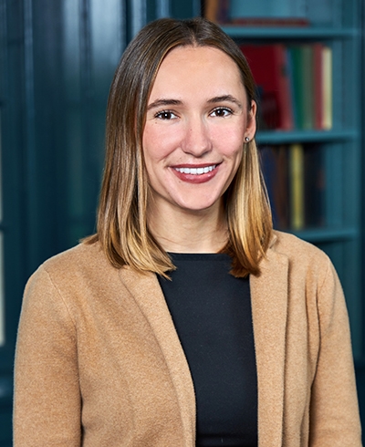 Advisor photo for Elizabeth Orth