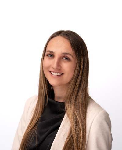 Ella Stevens, Financial Advisor serving the Glencoe, MN area - Ameriprise Advisors