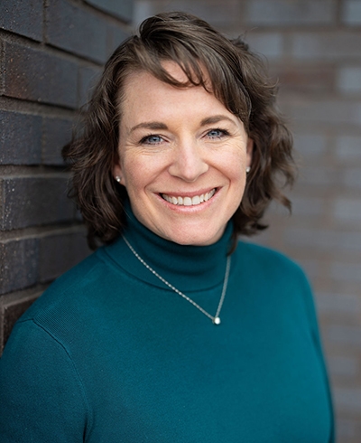 Advisor photo for Erin Dwyer