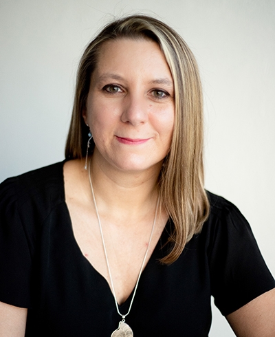 Esther Sierens, Associate Financial Advisor serving the Plantation, FL area - Ameriprise Advisors