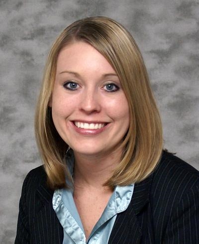 Heather Dretzka, Private Wealth Advisor serving the Green Bay, WI area - Ameriprise Advisors