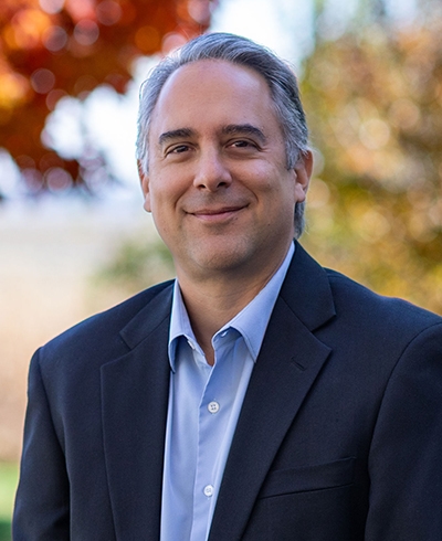 Advisor photo for James Argoudelis