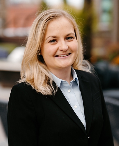 Advisor photo for Jenna Binsfeld