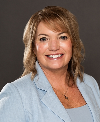 Jennifer Cox, Associate Financial Advisor serving the St Marys, GA area - Ameriprise Advisors