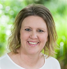 Lori Lesher
