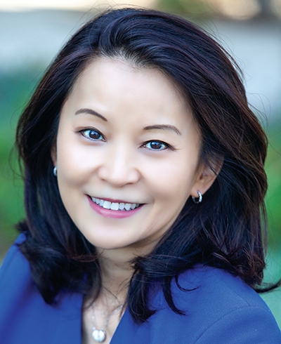 Advisor photo for Julie C Lin