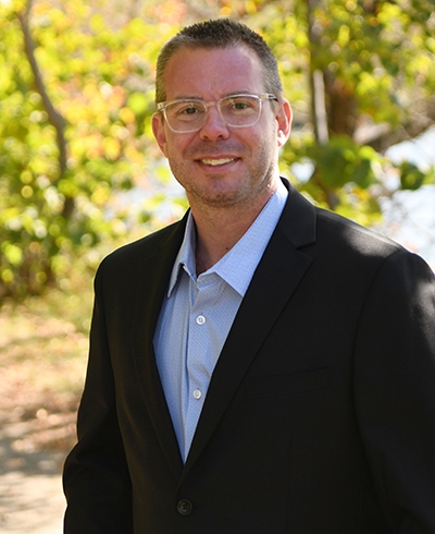 Advisor photo for Justin Thoennes