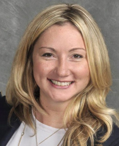 Advisor photo for Kelly Derer