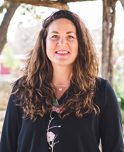 Kelly Ellebracht, Financial Advisor serving the Fredericksburg, TX area - Ameriprise Advisors