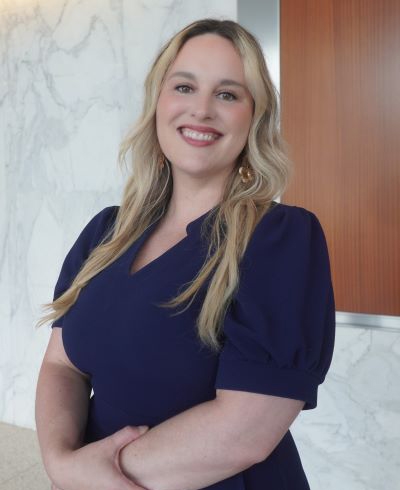 Advisor photo for Laura Garza