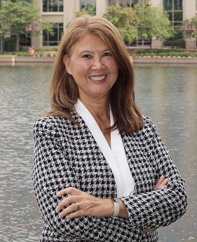 Advisor photo for Lisa K Mulcare
