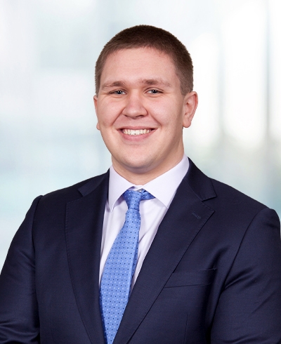 Logan Ben, Financial Advisor serving the Dubuque, IA area - Ameriprise Advisors