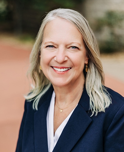 Lynn Konsela, Financial Advisor serving the LaCrosse, WI area - Ameriprise Advisors