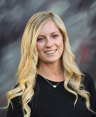 Advisor photo for Mariah Pierschbacher