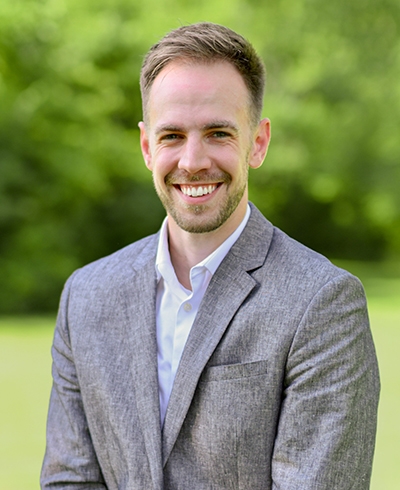 Advisor photo for Matthew Craig Lively