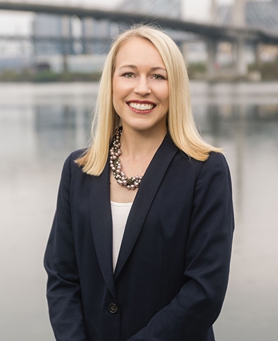 Melanie Finkle, Financial Advisor serving the Portland, OR area - Ameriprise Advisors