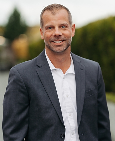 Advisor photo for Michael Hall