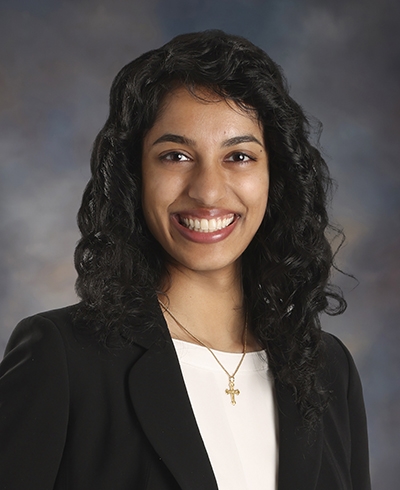 Michelle A Fernandez, Associate Financial Advisor serving the De Pere, WI area - Ameriprise Advisors