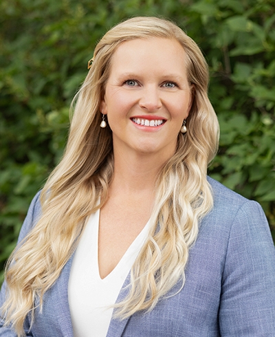 Molly Binger, Financial Advisor serving the Edina, MN area - Ameriprise Advisors