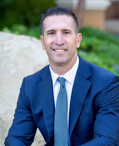 Nicholas Nino, Private Wealth Advisor serving the Westlake Village, CA area - Ameriprise Advisors