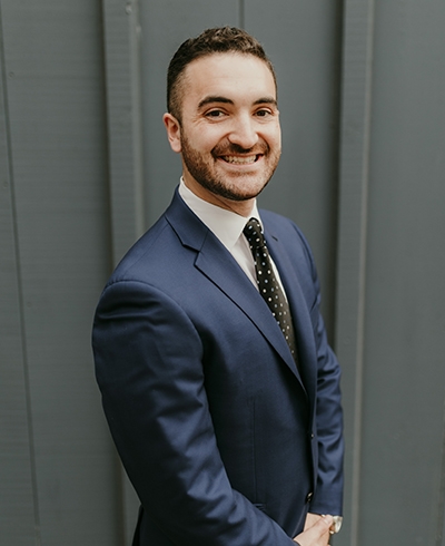 Nicholas Karimzadeh, Associate Financial Advisor serving the Lake Oswego, OR area - Ameriprise Advisors