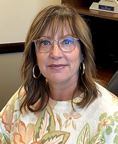 Advisor photo for Nicole M Glowka