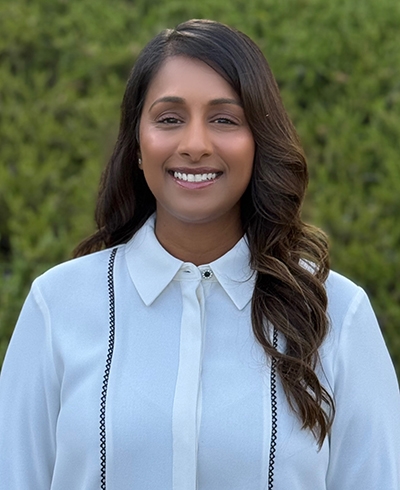 Advisor photo for Nisha Boyle