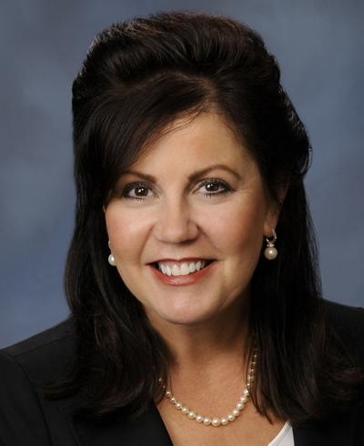 Patricia J Carnovale, Financial Advisor serving the Tucson, AZ area - Ameriprise Advisors