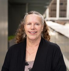 Linda Hutchinson