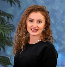 Jasmine VandenEng 
